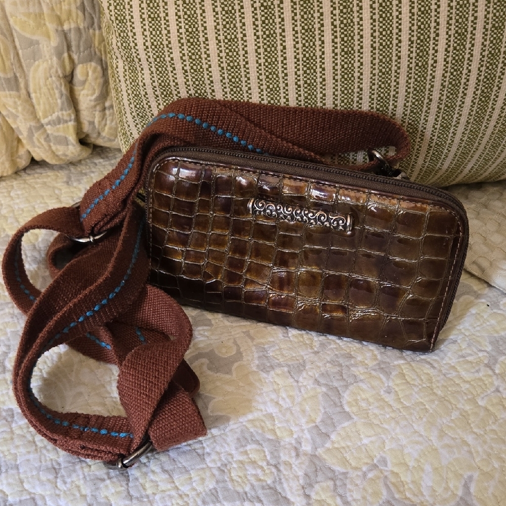 Brighton Brown Leather Crossbody Wallet